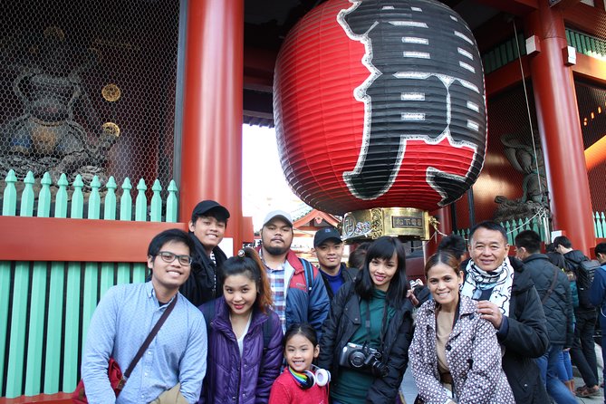 6-hour Tokyo tour with a qualified tour guide using public transport - Key Points