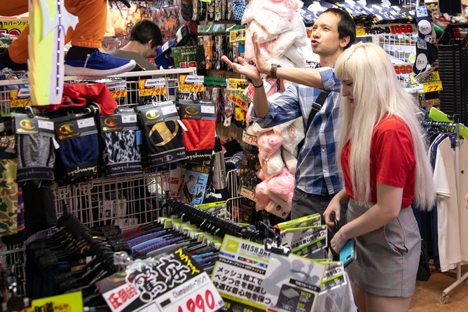 Tokyo Private Off-Beat Tour Hidden Oddities & Icons with a Local - Uncover Tokyo’s Quirky Side with a Local Touch