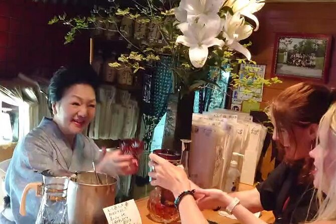 Tokyo Shinbashi Night Tour: Local Guide & Drinks at Snack Bars - Final Thoughts