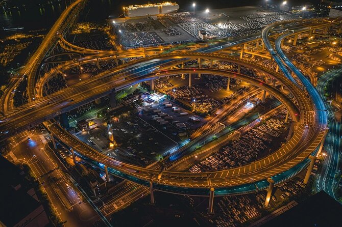 JDM daikoku Car met up Minivan Tour to Tokyo Tower - What Makes This Tour Special?