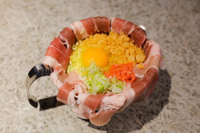 Okonomiyaki making experience~Japanese popular food - The Authenticity and Value of the Experience