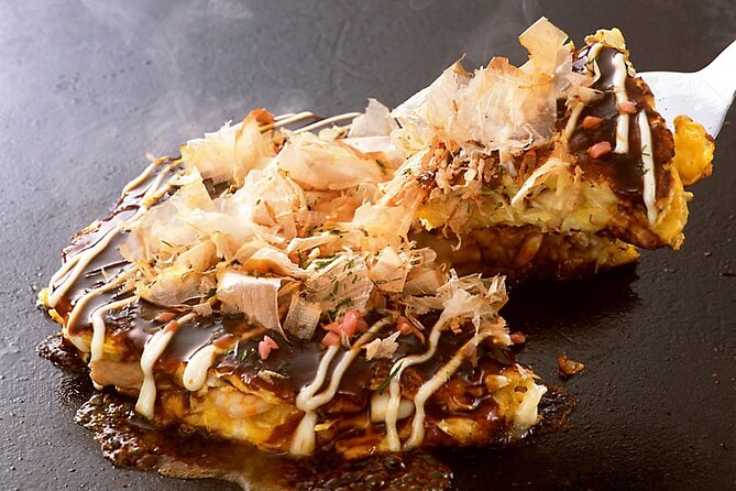 Okonomiyaki making experience~Japanese popular food - Key Points