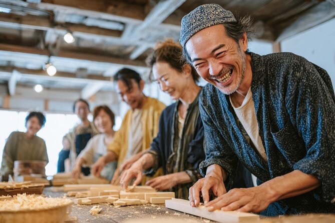 Tokyo Shinjuku Chopsticks Making Class - Key Points