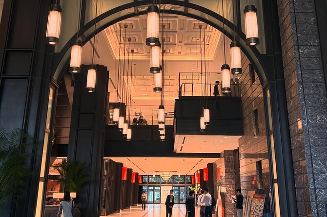 Elegant Tokyo Twilight Walk & Local Dining Experience - The Value of This Experience