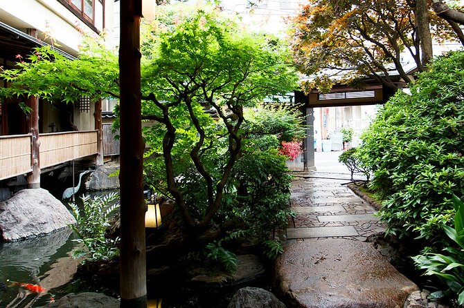 Asakusa Walking Tour: Private Geisha & Kaiseki Lunch (4-8 Guests) - Transitioning to the Ryotei Experience