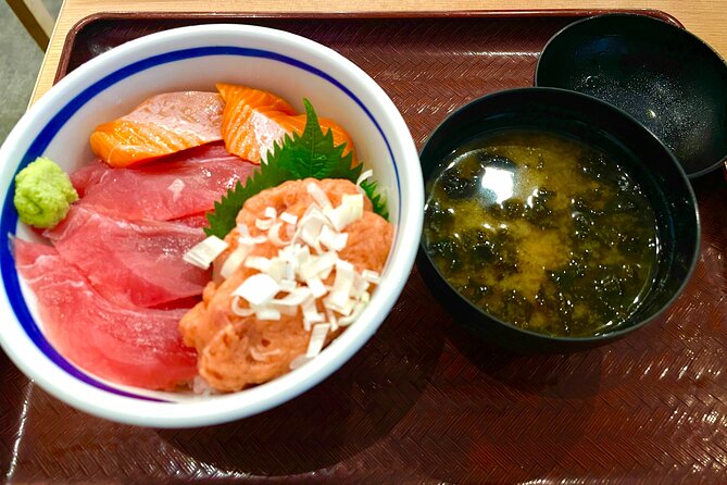 Private Tokyo Walk with Young Local /Photo Gift /Only Group Fee - Frequently Asked Questions