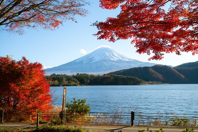Small Group Tour Mount Fuji and Lake Kawaguchi from Tokyo - FAQ