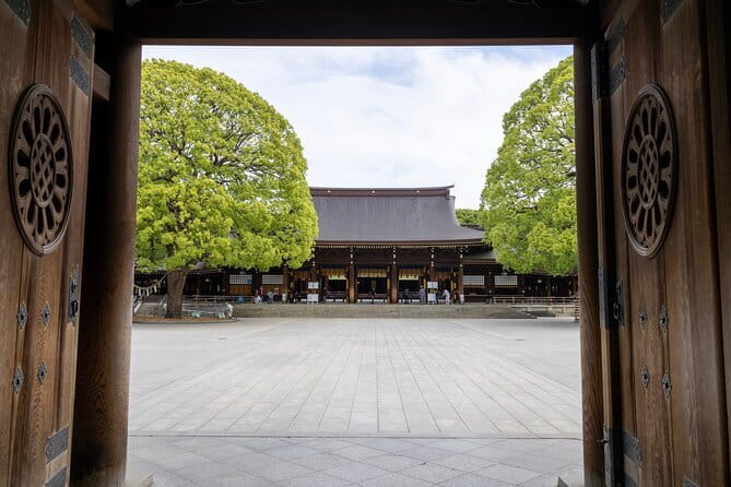 Tokyo Small Group Tour with Guide - Key Points