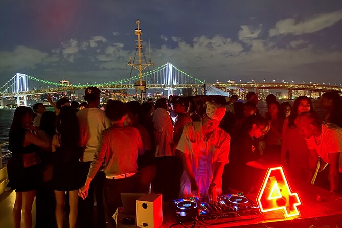 Tokyo Sunset Boat Party with Music Drinks and Vibes - Why This Tour Offers Great Value