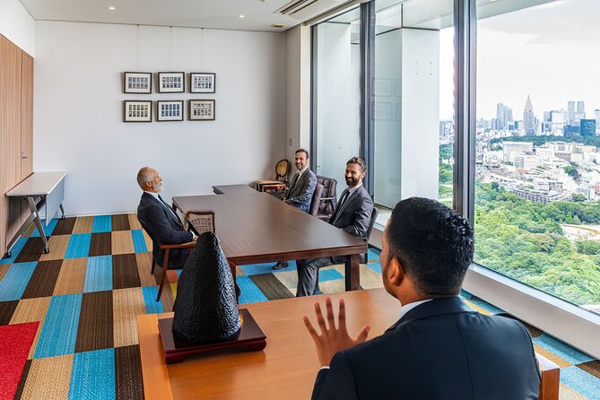 Discover Japanese Politics Over a Coffee in Tokyo - An In-Depth Look at the Experience