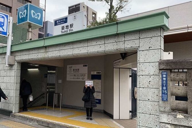 Private Tsukiji Market Tour and Sushi Making at a Local Home - Exploring Tsukiji and Beyond: A Deep Dive into the Experience