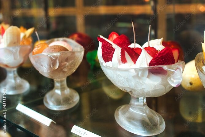 Asakusa: Food replica store visits after history tour - Kaminarimon and Nakamise: Gateways to Tradition