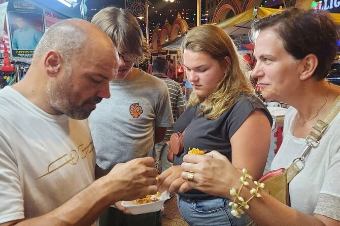 Eat Like a Local in Kuala Lumpur - A Deep Dive into the Experience