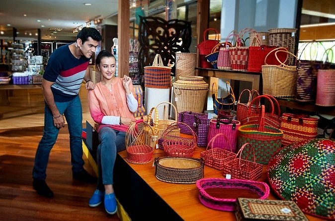 Batu Caves & Half-Day Cultural Blend in Kuala Lumpur Group Tour - Who Is This Tour Best For?