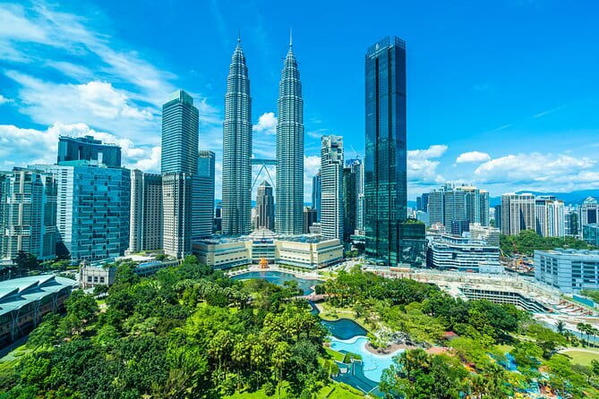 Kuala Lumpur City Tour with 21 Attraction (Private) - Good To Know