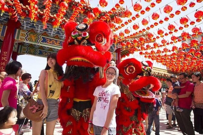 Private Kuala Lumpur City on a Budget Day Tour - Exploring the Kuala Lumpur Tour in Detail