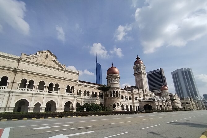 Batu Caves Temple tour & Kuala Lumpur City tour - The Itinerary Breakdown: What to Expect from This Tour
