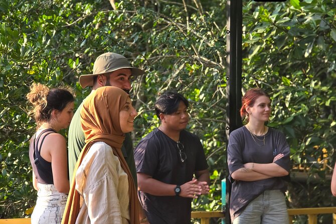 Glow-in-the-Dark Mangrove Adventure  Night Safari Plus Dinner - FAQs