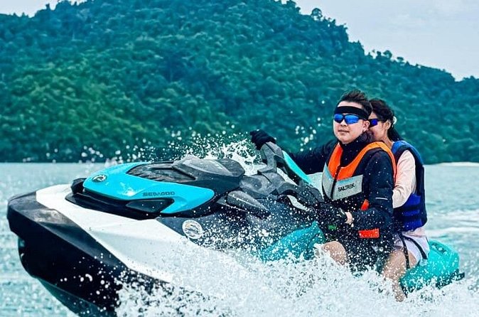 Langkawi Island Half Day Mega Watersports Adventure - Who Should Consider This Experience?