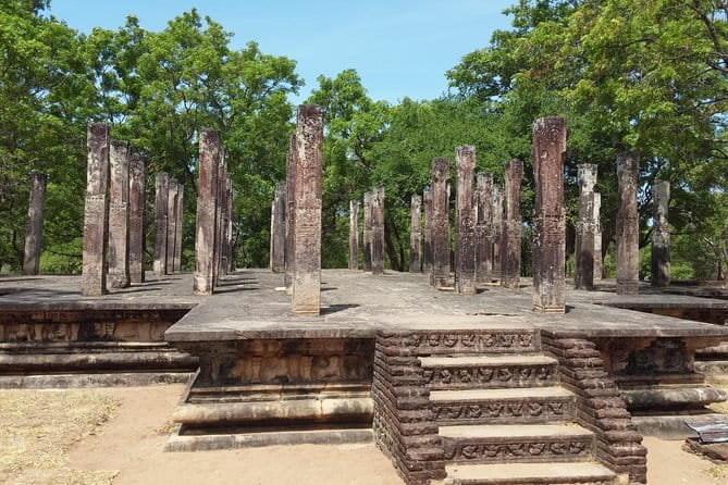 4 Days Tour To Polonnaruwa Sigiriya Dambulla Kandy & Nuwara Eliya - The Sum Up