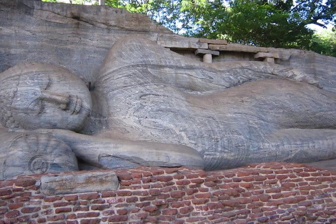 4 Days Tour To Polonnaruwa Sigiriya Dambulla Kandy & Nuwara Eliya - Good To Know