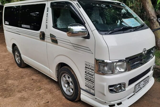 Sri Lanka Round Tour with English Speaking Driver Guide and Car - Good To Know