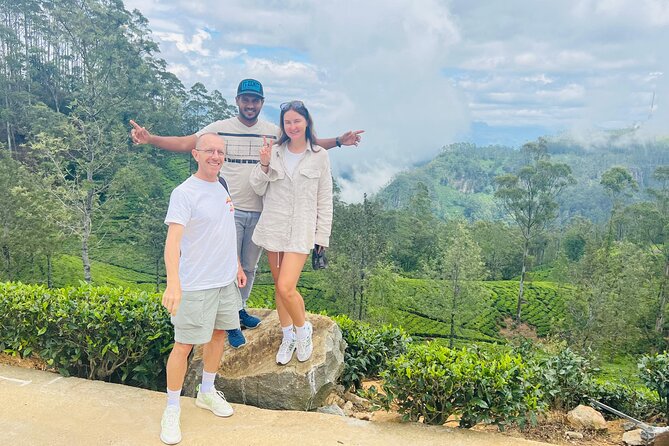 3 Day Guided Tour of Sri Lanka Sigiriya Kandy and Ella - The Scenic Beauty of Ella: Little Adam’s Peak and the Nine Arches Bridge
