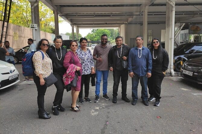 Sri Lanka Driver's and Guide with Luxury Cars - First Impressions: Is This Tour Right for You?