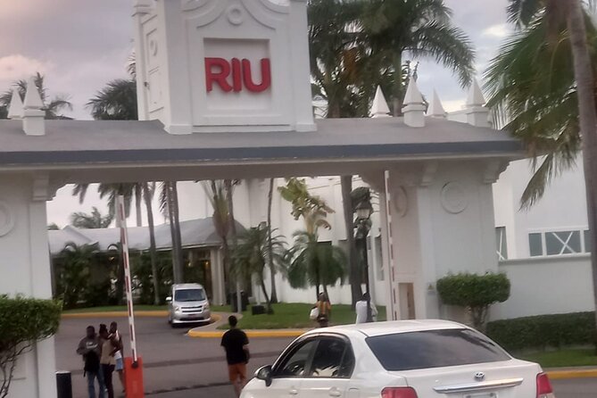 Private Sangster International Airport Transfer to Riu Hotel - The Practicalities of the Transfer