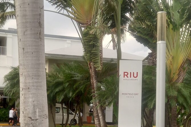 Private Sangster International Airport Transfer to Riu Hotel - What to Expect During the Transfer