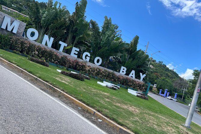 Private Airport Transfer Montego Bay hotels and Falmouth Hotels - A Deep Dive into the Private Airport Transfer Experience