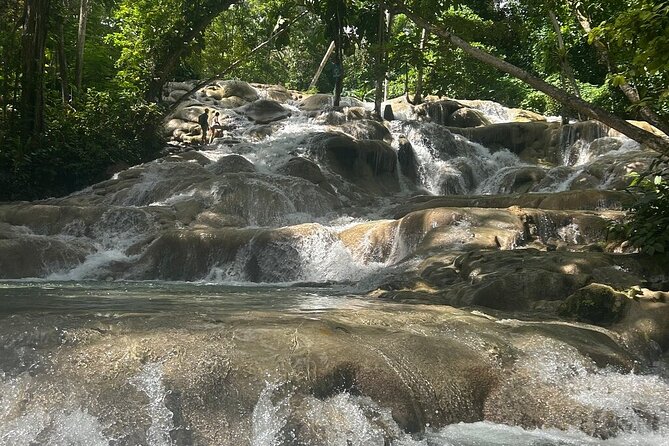 Round Trip Sangsters Montego Bay Airport to Ocho Rios transfers - FAQ