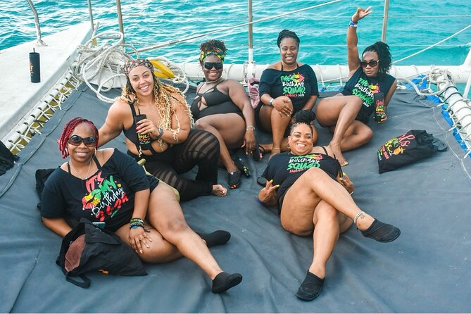 Party Catamaran Sunset Ricks Cafe Negril Open Bar and DJ - Key Points