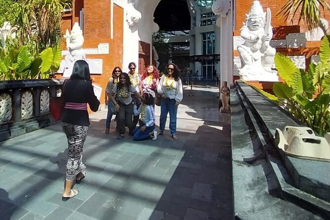 Bali airport transfer check in or check out Ubud area - FAQs About the Bali Airport Transfer