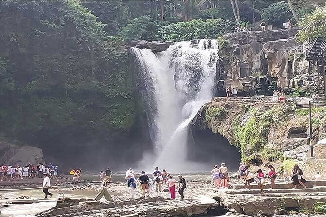 Full Day Private Tour from Tegenungan Waterfall to Tanah Lot - Good To Know