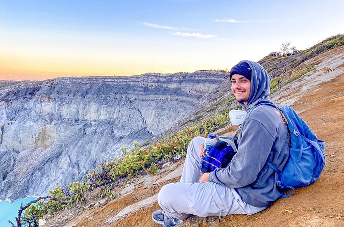 Bali to Ijen Blue Fire 1 day Tour Midnight Hike and Sunrise - Sunrise Over Java’s Volcanic Landscape