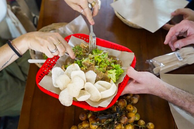 Denpasar Night Market Food Tour - Practical Tips