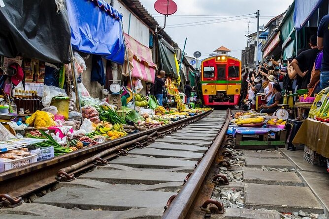 Bangkok Private: Damnoen Saduak and Maeklong Railway Markets - Maeklong Railway Market: A Live Show of Commerce and Trains