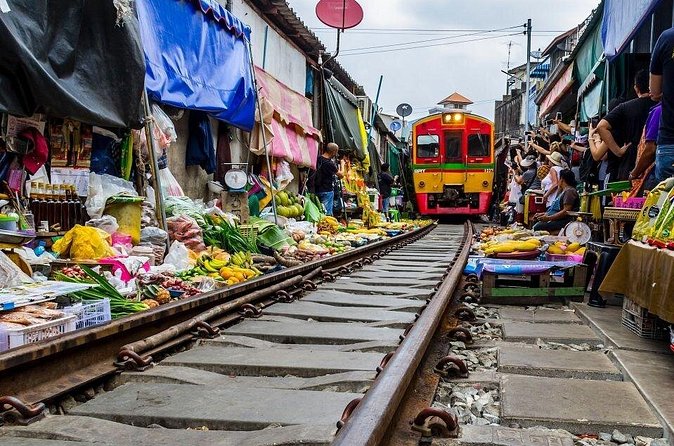 Bangkok Private: Damnoen Saduak and Maeklong Railway Markets - Insights from Real Travelers