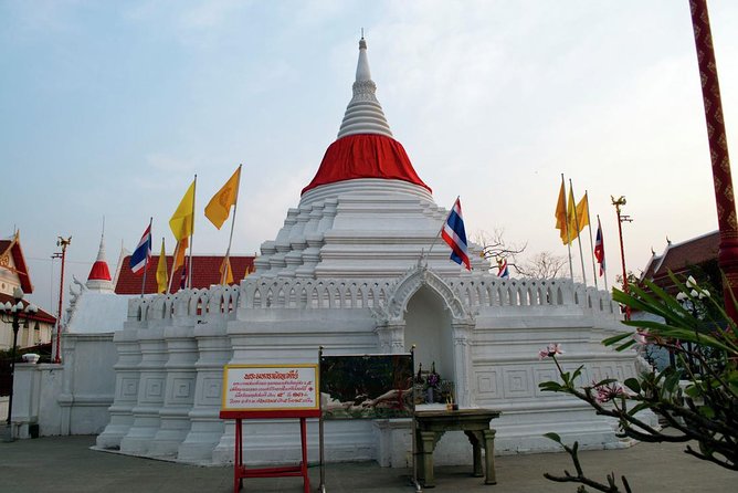 Koh Kret Island Cycling Tour: Discover Mon Culture from Bangkok - The Tour Experience: What Travelers Can Expect