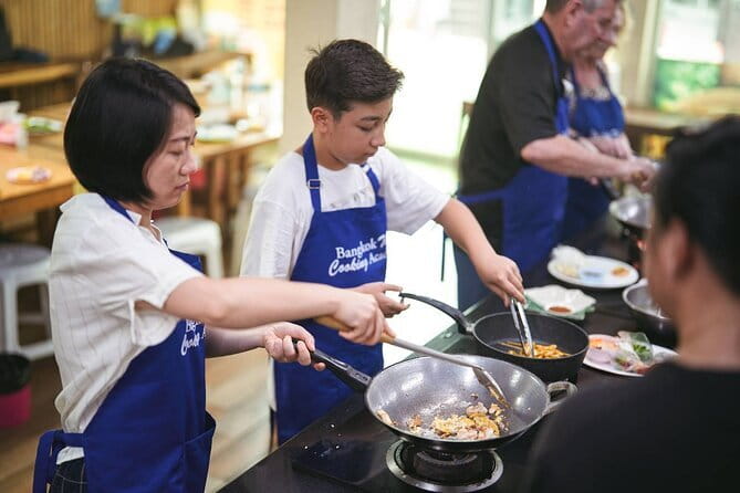 Customizable Thai Cooking Class with Onnuch Market in Bangkok - A Complete Look at the Customizable Thai Cooking Class with Onnuch Market in Bangkok