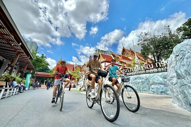 Bangkok Thonburi Backstreets and 3 Peaceful Temple Bike Tour - Key Points