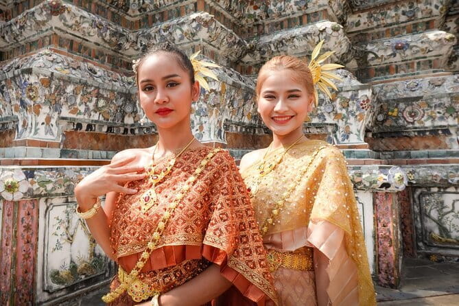 Thai Costume Photo Tour at Wat Arun Bangkok from Bangkok - Why This Tour Offers Good Value