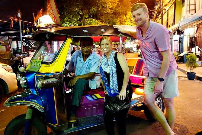 Private - Bangkok TUKTUK Tour by Night incl. snack and cold drink - The Sum Up