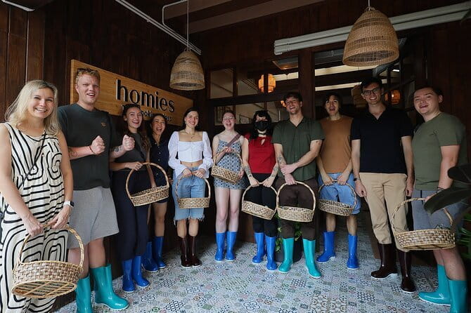 Bangkok After Dark: Pub Crawl Adventure - The Value of VIP Entry and Organized Planning