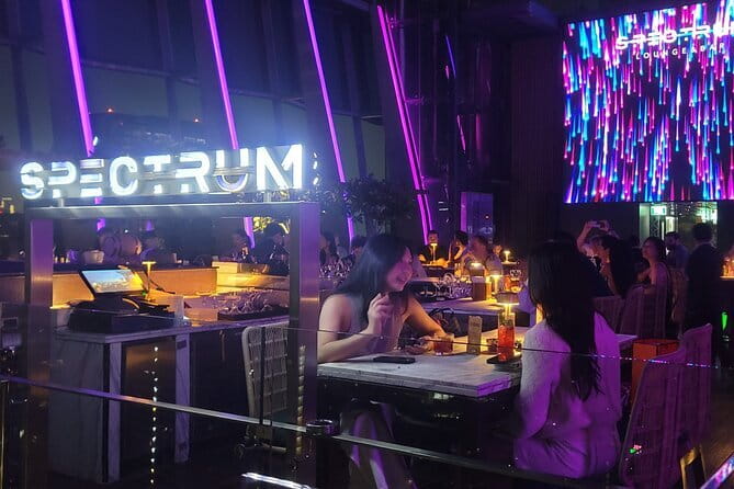 Bangkok: Rooftops, Clubs & Go Gos-Soi Cowboy, Nana Plaza, Soi 11 - Who Is This Tour Best For?