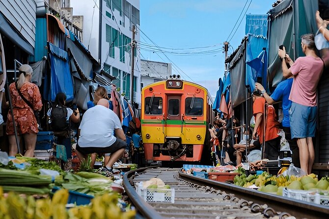 Floating Market & Railway Market Tour from Bangkok - Authentic Insights from Reviewers