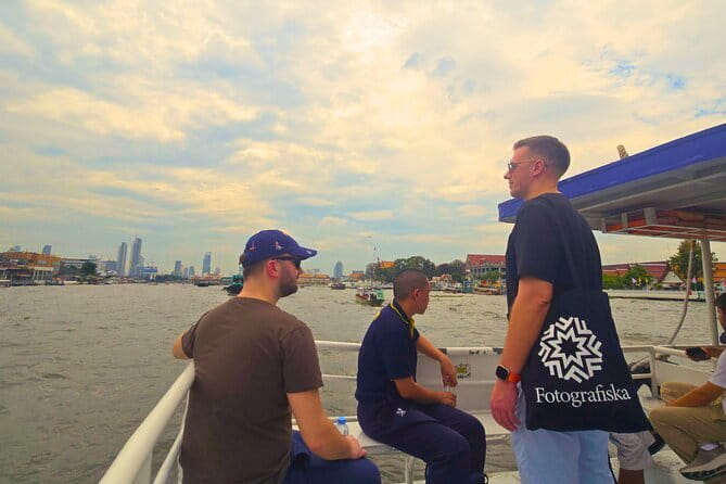 Bangkok's Best: City Highlights & Floating Market Private Tour - Insights from Reviews & Personal Touches