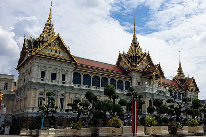 Amazing Bangkok City and Temple Tour with Local Guide - What Makes This Tour Stand Out