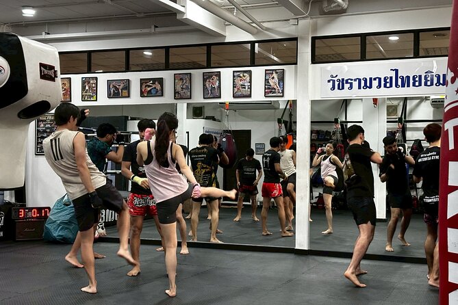 Bangkok Private Muay Thai Class at Watchara Muay Thai Gym - An Authentic Introduction to Muay Thai in Bangkok